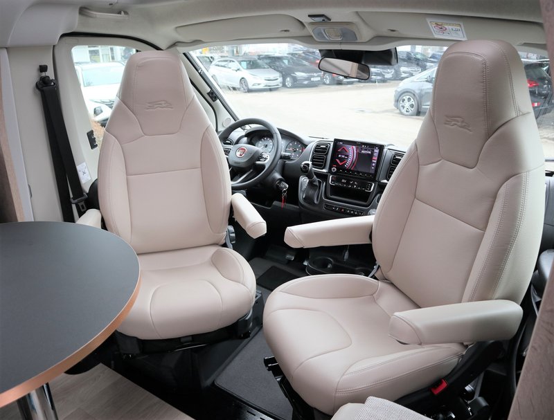 LAIKA Ecovip L3009 VOLL AUSGESTATTET / PREISKRACHER !