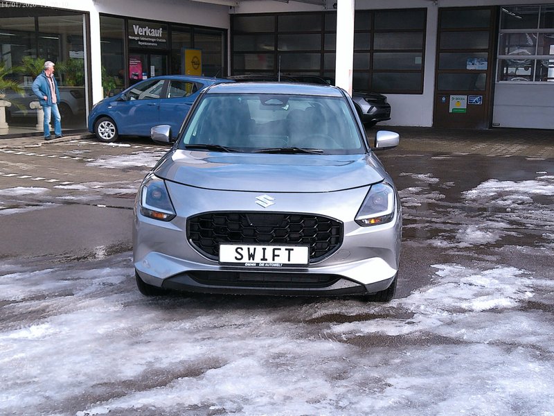 SUZUKI Swift COMFORT TOP-DEAL/NAVI/ACC/Rü-KAM/MET/uvm.