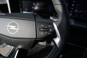 OPEL Frontera ELEKTRO/GS/TECH-PAK/NAVI/OnBoard-Charg.