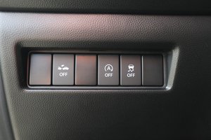 SUZUKI Swift CLUB HYBRID / 1 Hand / sparsam / wenig km