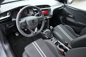 OPEL Corsa GS PLUS !/ ERST 7.300km !/INOTAINMENTPAKET