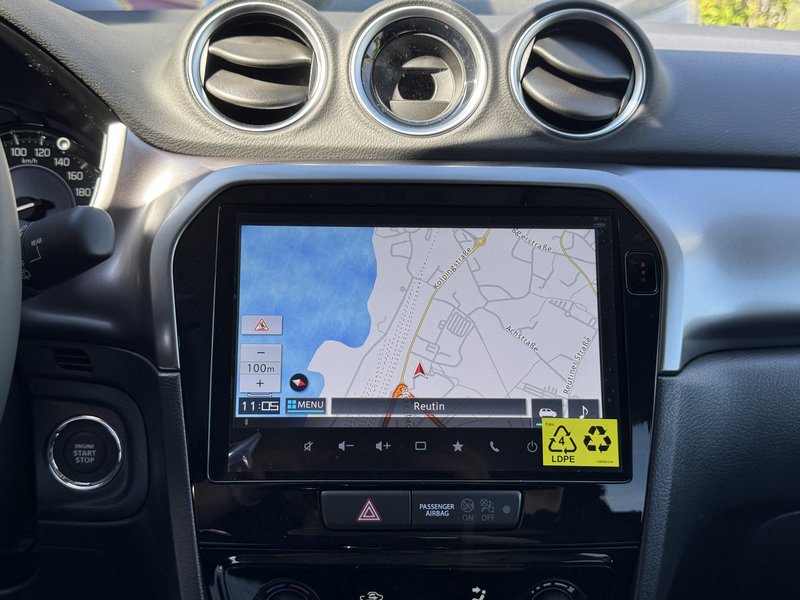 SUZUKI Vitara COMFORT/neue AUTOMATIK!/NAVI/ACC/ u.v.m.