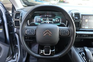 CITROEN C5 Aircross PureTech 180 Feel / INSPEKTION neu!