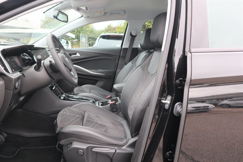 OPEL Grandland GS LINE TOP ! / AHK/NAVI/ALCANATARA !!