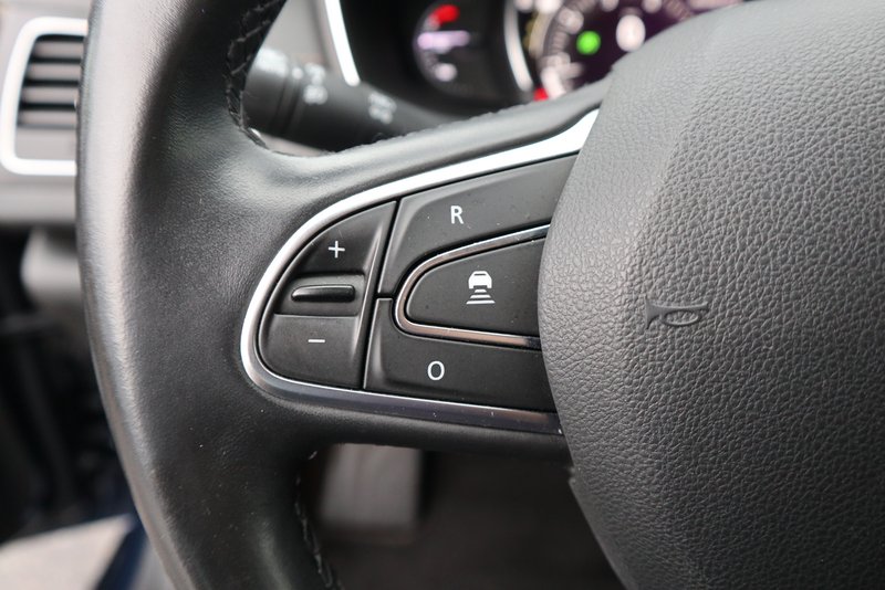 RENAULT Talisman 1.8 TCe 225 Business Edition Pano/PDC