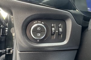 OPEL Corsa F GS Line / KLIMA / ALU / TEMPOMAT / BC