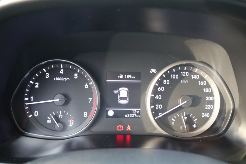 HYUNDAI i30 TREND PLUS / SITZHEIZ/MET/TEMPOMAT/KLIMA...