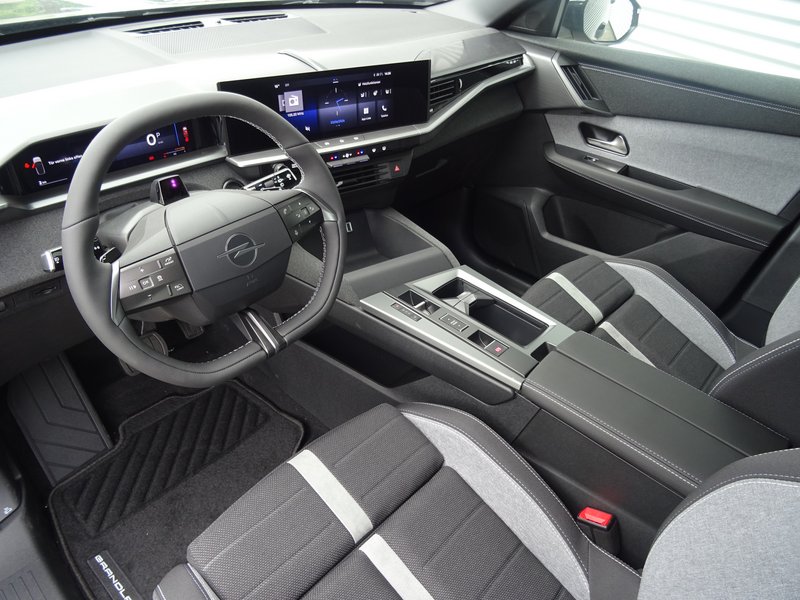 OPEL Grandland Edition Hybrid Komf.Paket Autom./Klima