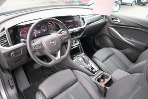 OPEL Grandland 1.2 Turbo Ultimate Navi/Klima/Sitzhzg.