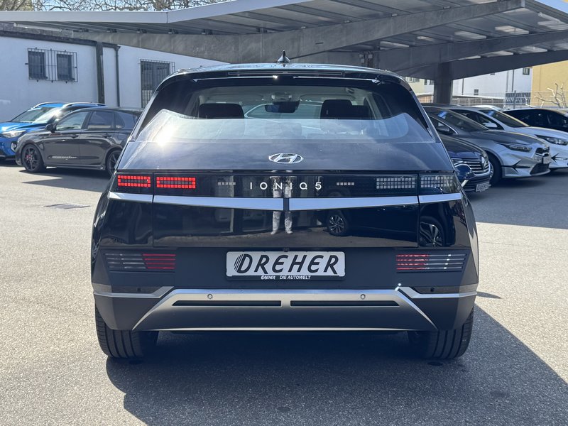HYUNDAI IONIQ 5 / wenig km! / DYNAMIQ-Pak / Met / 800V
