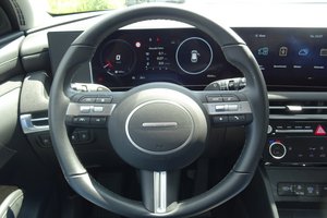 HYUNDAI Tucson Select 2WD Rückfahrkamera, Navigation