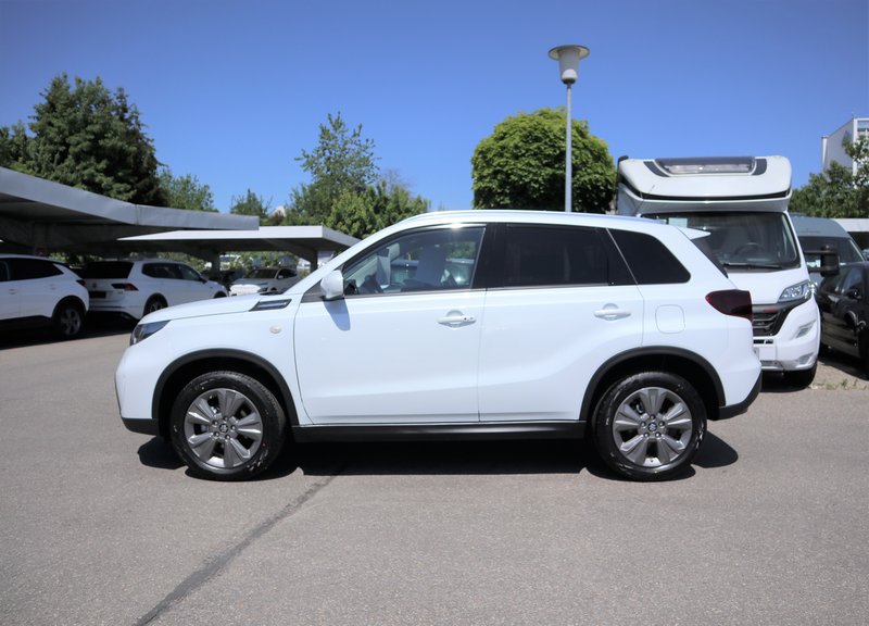 SUZUKI Vitara 2WD/ TOP DEAL /NAVI/ALU/SITZHEIZ/MET/uvm.