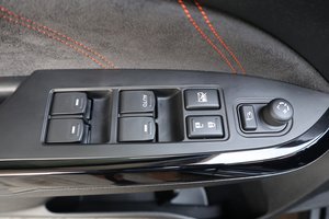 SUZUKI Vitara X-ITE COMFORT + PLUS/ 2WD / SONDERMODELL