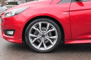 FORD Focus 1.5 EcoBoost ST-Line Navi/Klima/Sitzhzg.