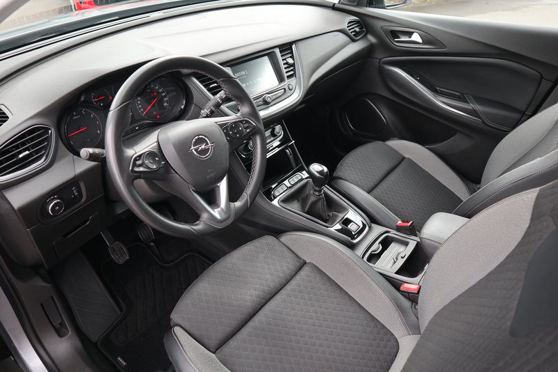 OPEL Grandland X 1.2 Turbo Edition LED/Kamera/PDC/LED
