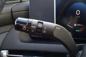 HYUNDAI NEW Tucson Hybrid 1.6 T-GDi 230PS 6-AT 2WD TREND