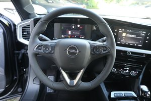 OPEL Mokka GS / VIP BLITZ - Deal ! / NEU  31.300,-