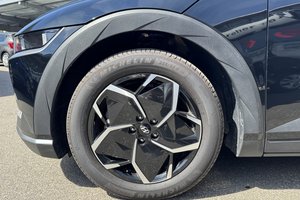 HYUNDAI IONIQ 5 / wenig km! / DYNAMIQ-Pak / Met / 800V