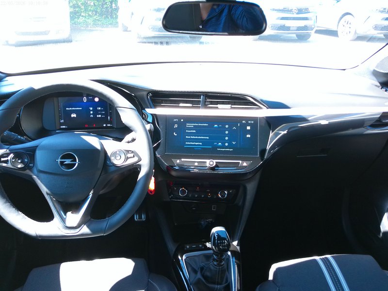 OPEL Corsa F FACELIFT/ GS LINE / Sitzheiz / 1.Hand