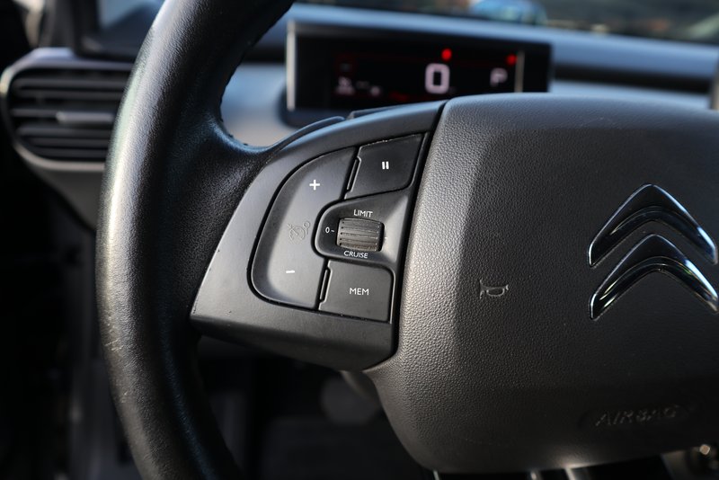 CITROEN C4 CACTUS "Shine" / NAVI / RÜ-KAMERA / KD neu !