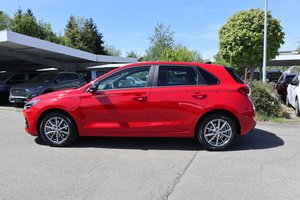 HYUNDAI i30 1.5 T-GDI Advantage Mild-Hybrid LED/Kamera