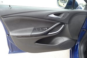 OPEL Astra ELEGANCE Plus/NAVI/ALU/KLIMA/MET/TEMPOMAT