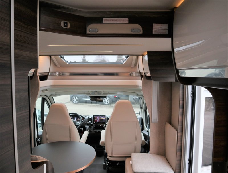 LAIKA Ecovip L3009 VOLL AUSGESTATTET / PREISKRACHER !