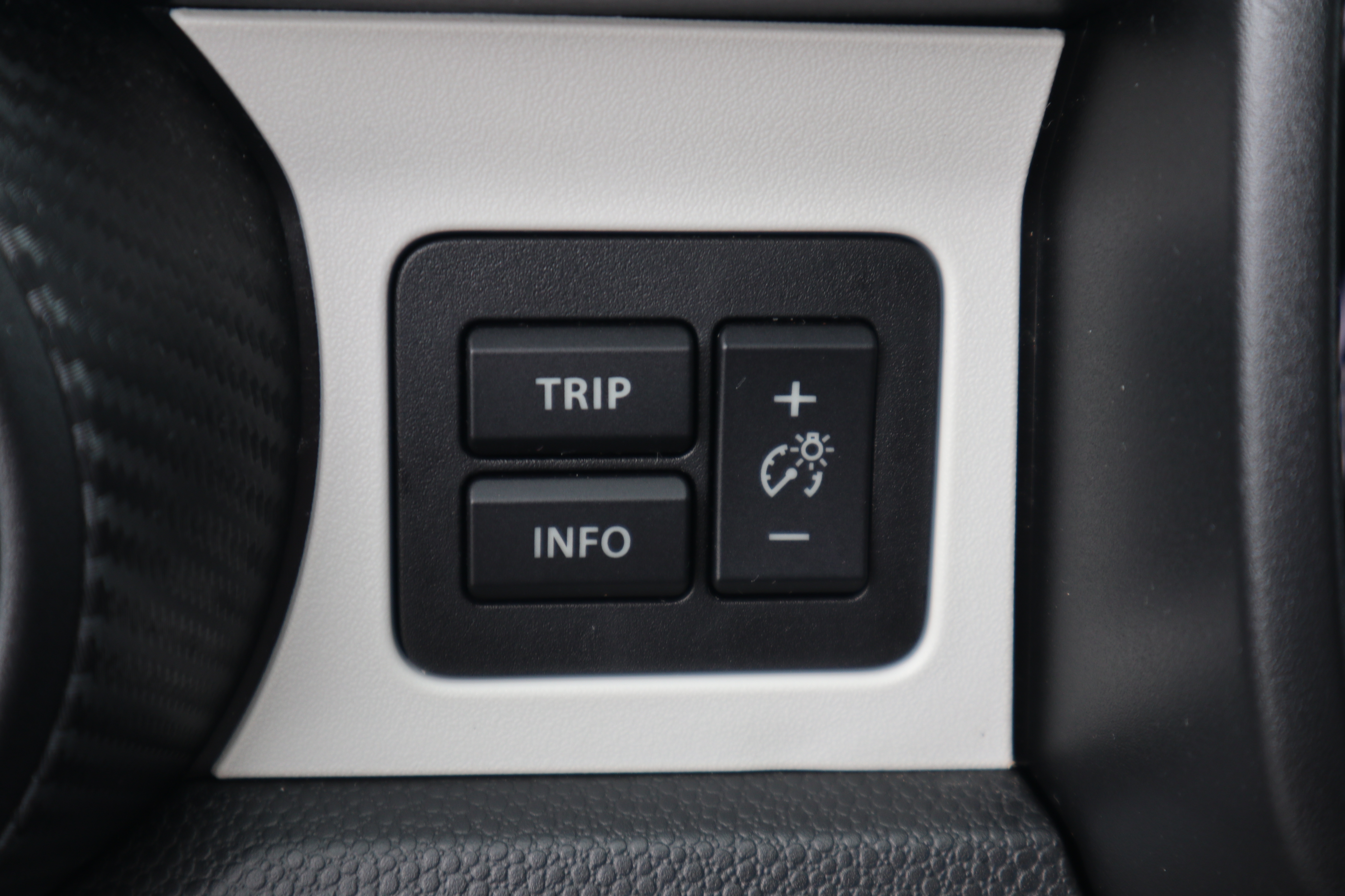 SUZUKI Ignis ELEGANCE Plus Hybrid/ ALLRAD 4x4/ NAVI /