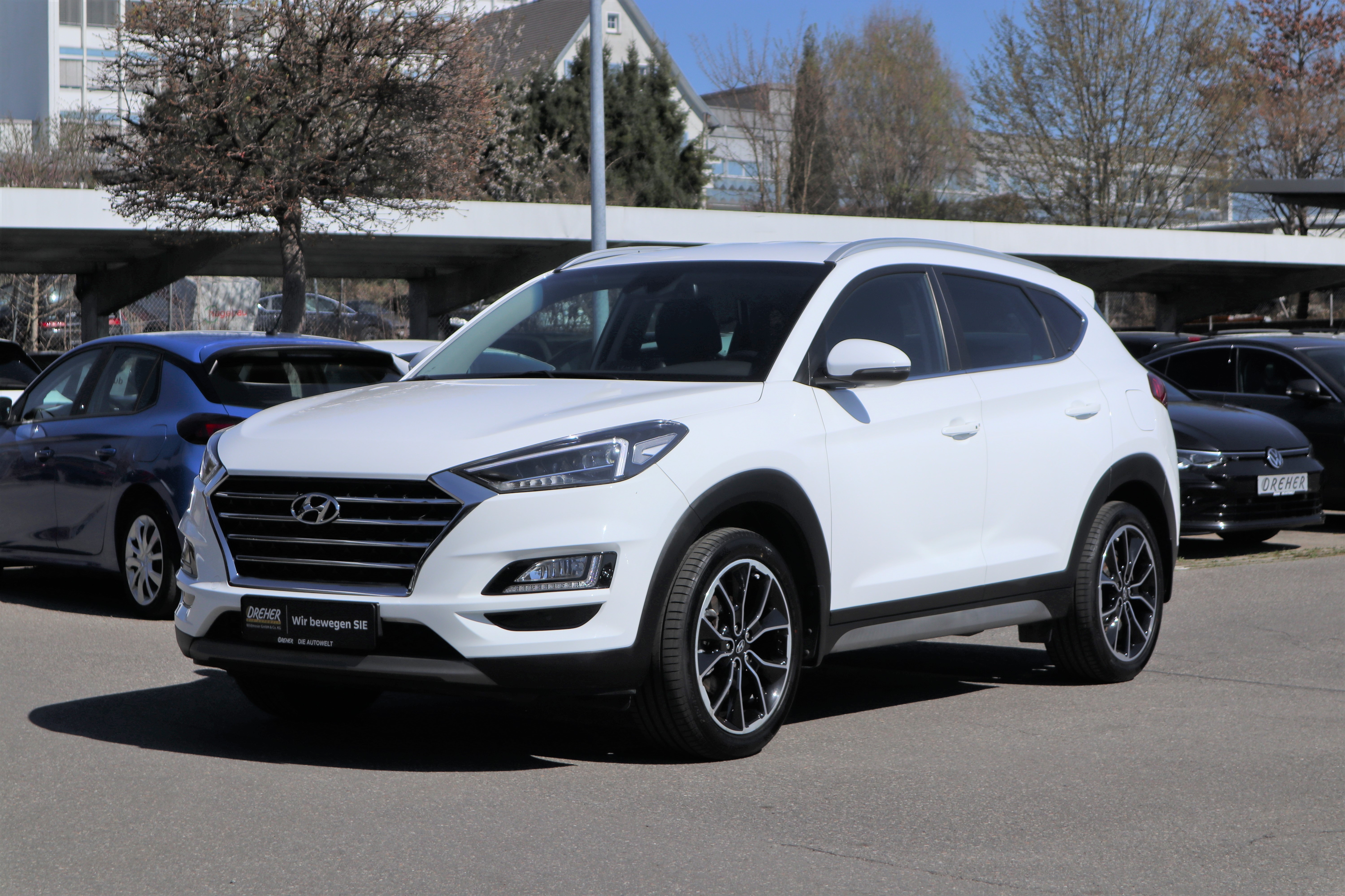 HYUNDAI Tucson 1.6 Advantage 2WD Navi/Klima/BC/eFH. NSW