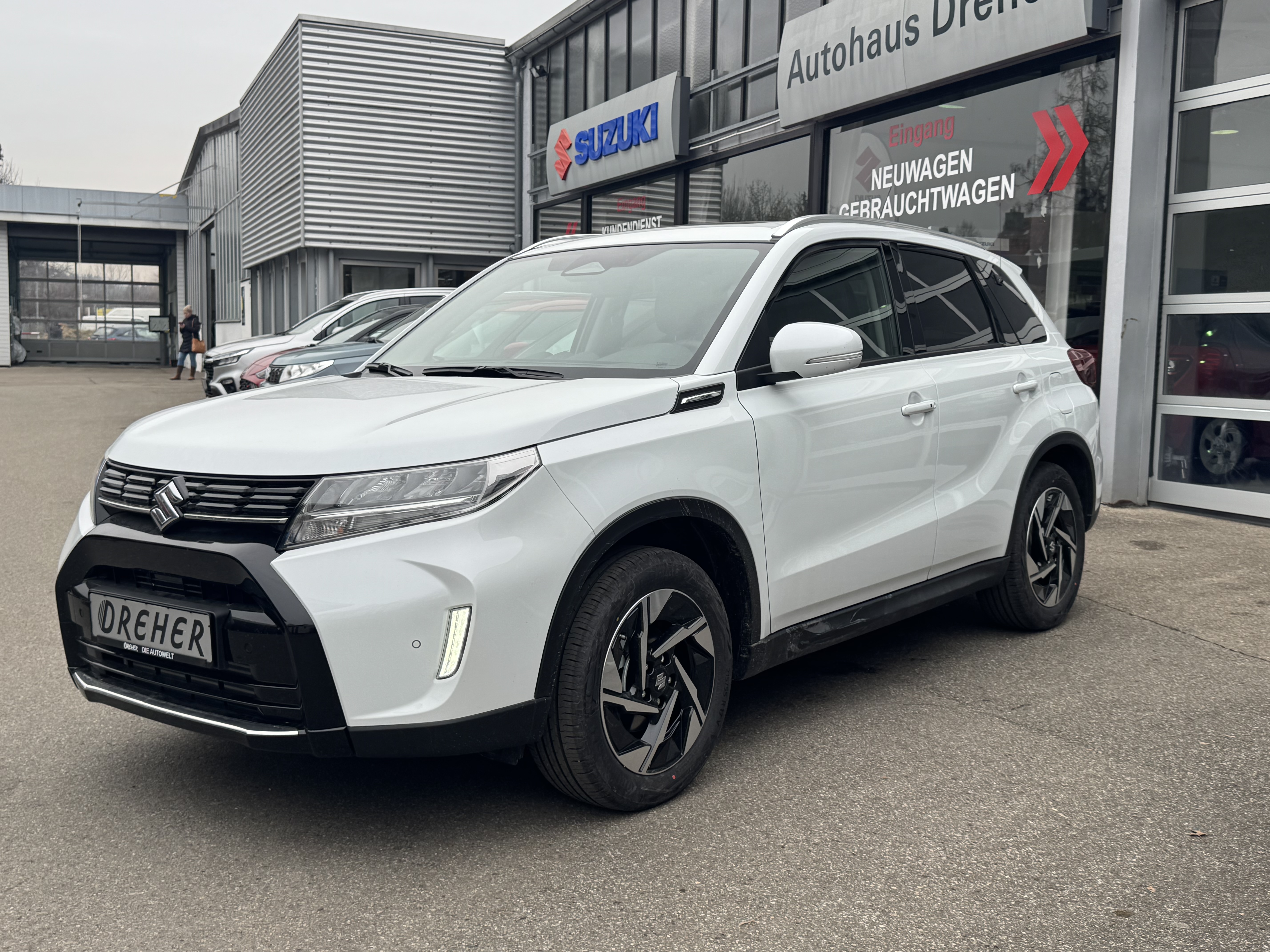 SUZUKI Vitara Comfort Plus+/ALLRAD/PANO-DACH/NAVI/129PS