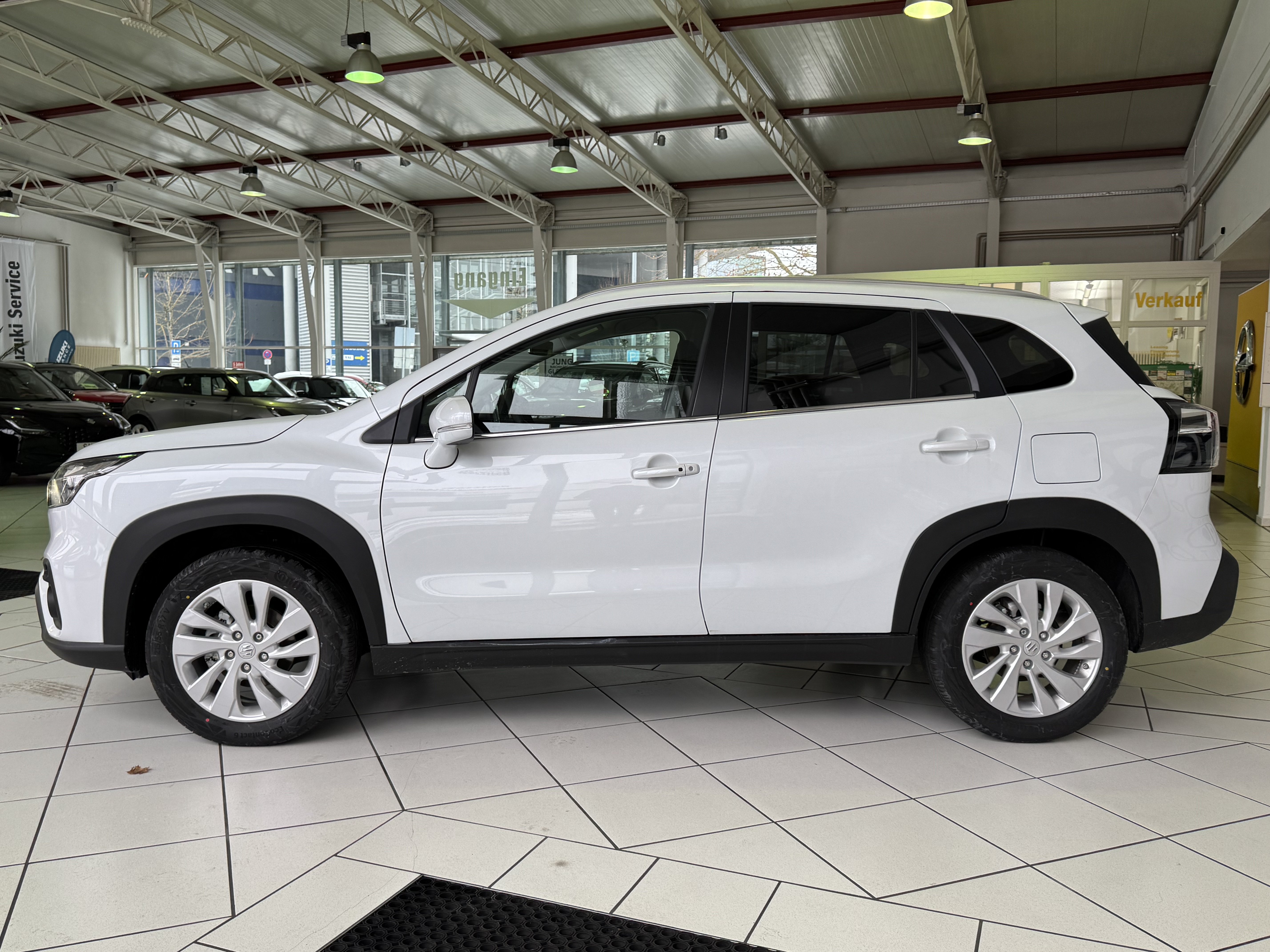 SUZUKI S-CROSS COMFORT/ NEUPREIS  36.480,--/ AUTOMATIK